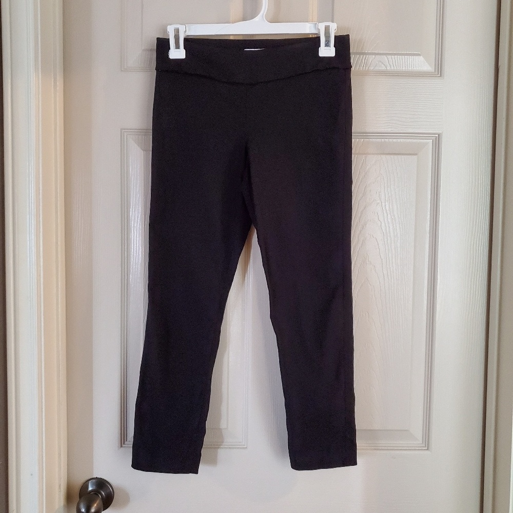 Black capri dress pants